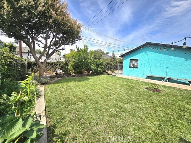 Building Photo - 932 W Granada Ct