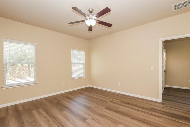 Building Photo - 1608 Atlantica St