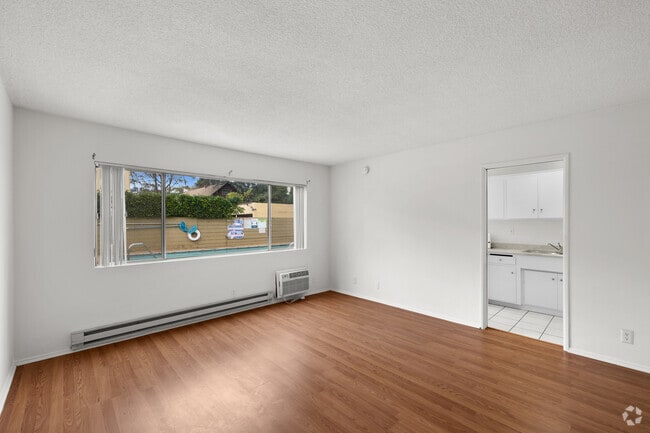 Building Photo - Hacienda Apartments