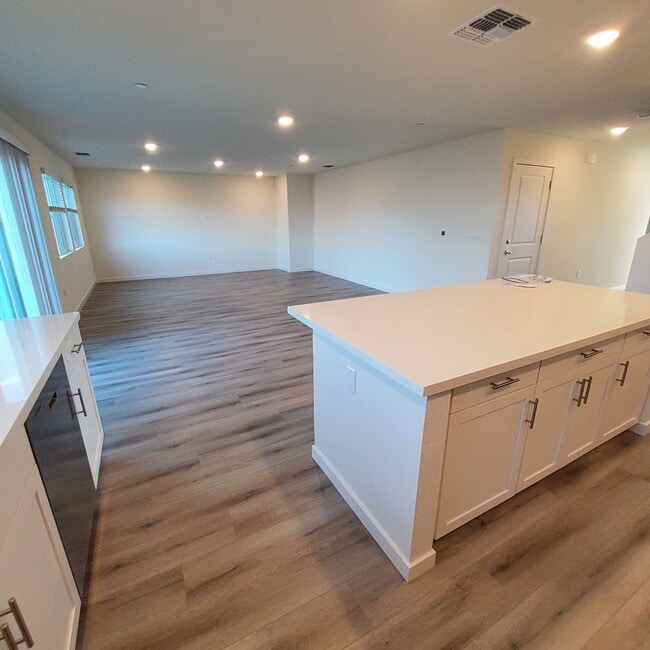 Building Photo - 2209 George Dr