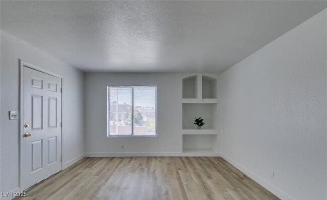 Building Photo - 6932 Kilgore Dr