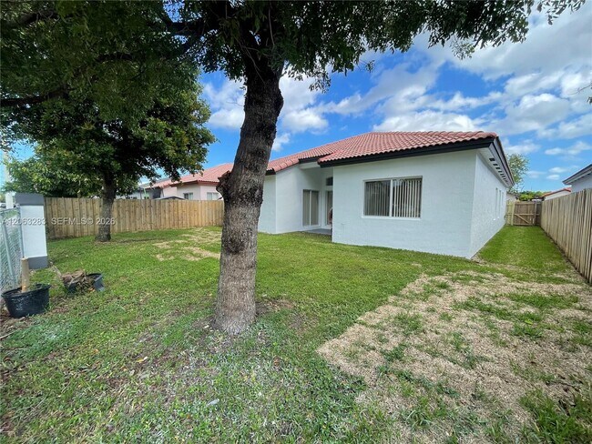 Building Photo - 13421 SW 280th Terrace