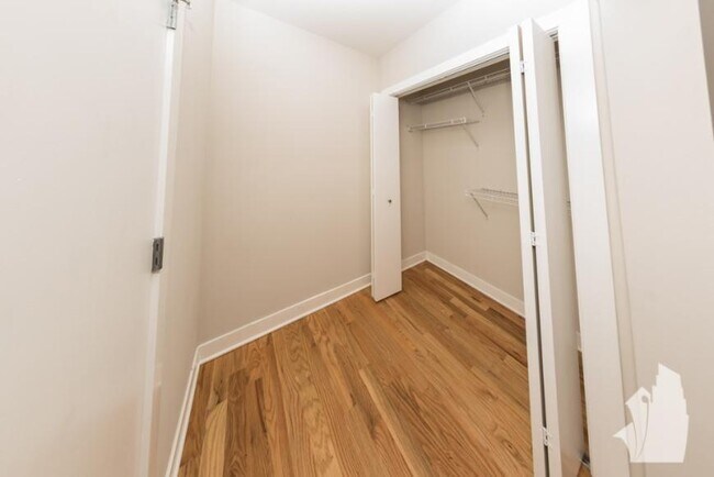 Building Photo - 1 bedroom in Chicago IL 60647