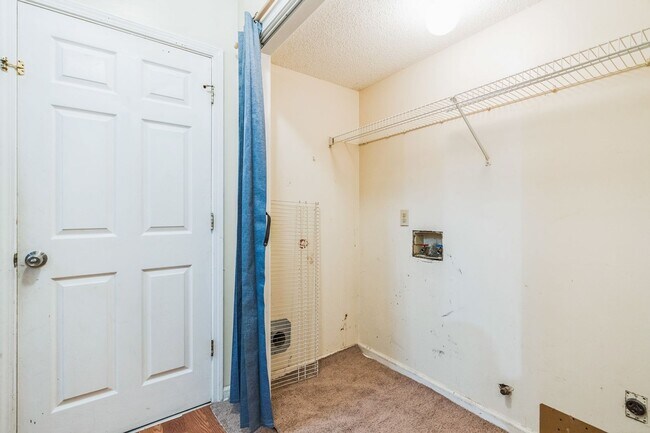 Building Photo - Charming 4BR House in Douglasville