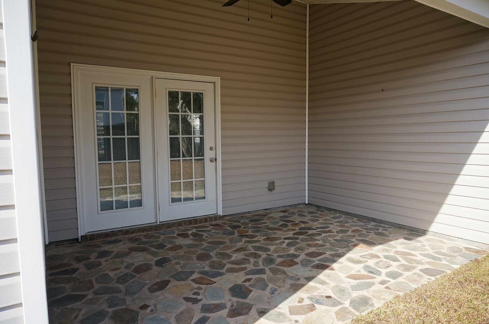 Back Patio - 123 Somersby Blvd