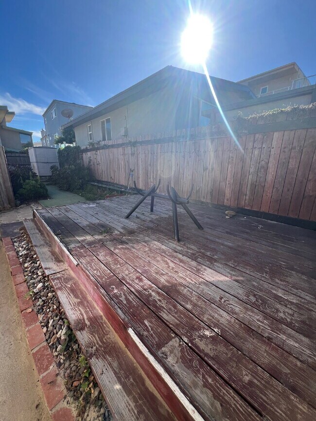 Building Photo - 1132 Dover Ln