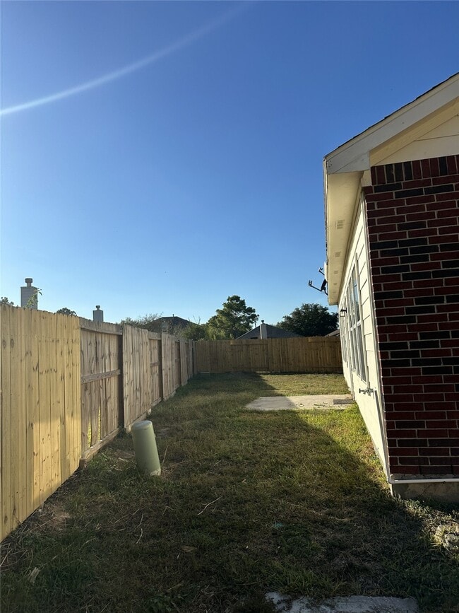 Building Photo - 3410 Azalea Sands Dr