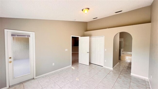 Building Photo - 3234 Windmill Point Blvd