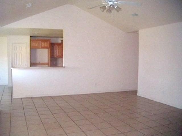 Building Photo - 330 Windjammer Rd