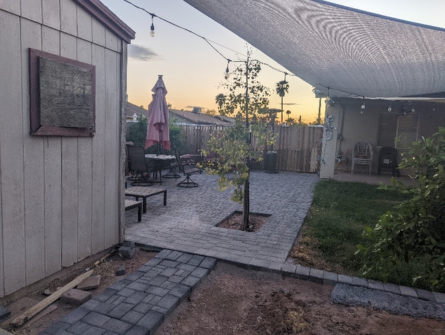 Building Photo - 837 E Gable Ave