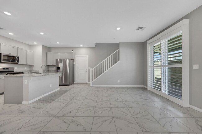 Building Photo - Gorgeous 3 bedroom Inspirada home