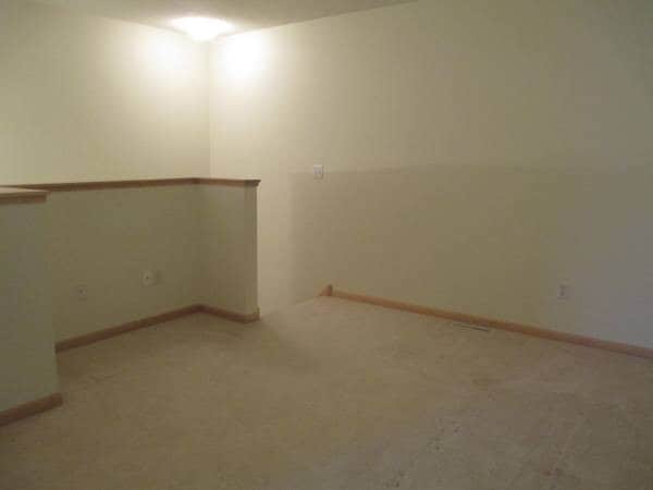 Building Photo - Spacious 2 Bedrm + Loft 2 Bath Townhome Available Now