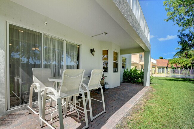 Building Photo - 4006 Bahia Isle Cir
