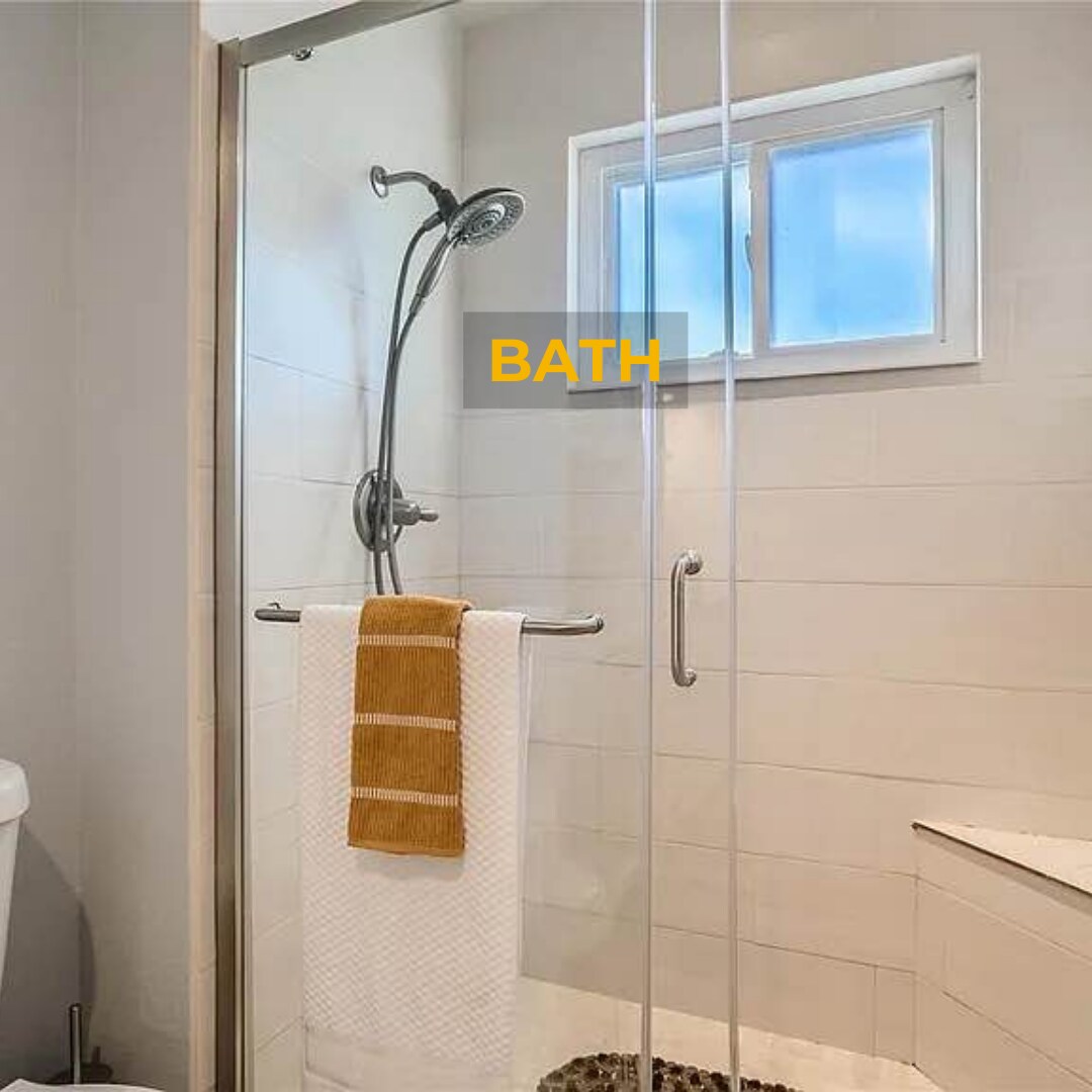 Building Photo - 2403 S Lima Way