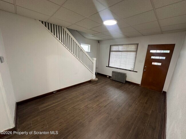 Building Photo - 1142 Hampton St