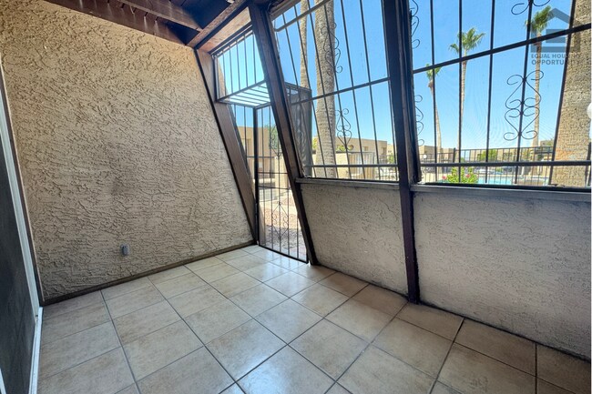 Building Photo - 2Bed/1.5Bath Condo at Cactus Rd/19th Ave! Ready for Immediate Move-In! – POOL VIEW!