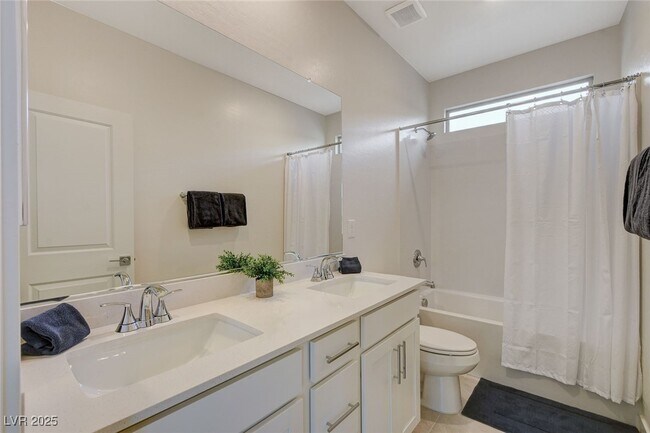 Building Photo - 1561 Crowned Eagle St