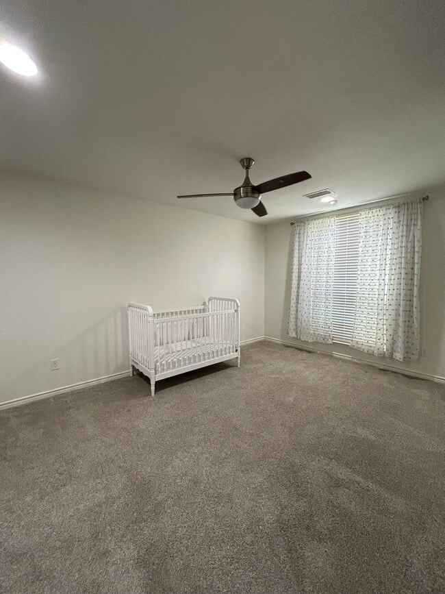Building Photo - Beautiful Home in Northwest Midland-Los Patios Subdivision