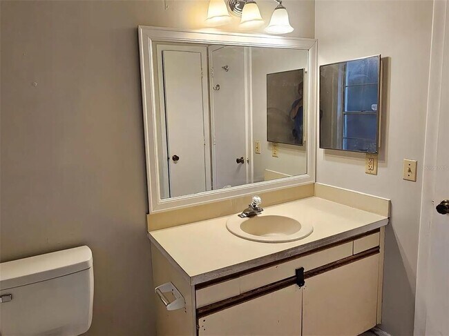 Building Photo - 6560 Whirlaway Cir
