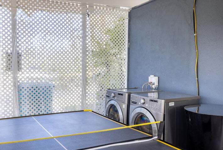 Building Photo - 3117 Fernwood Dr