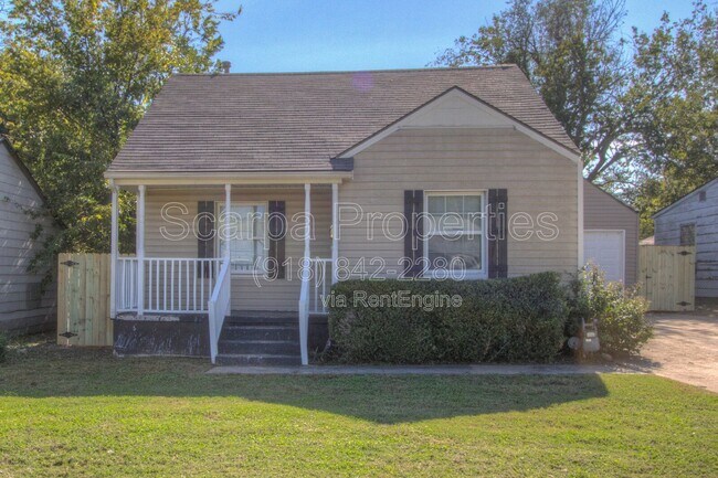 Building Photo - 230 E Zion St