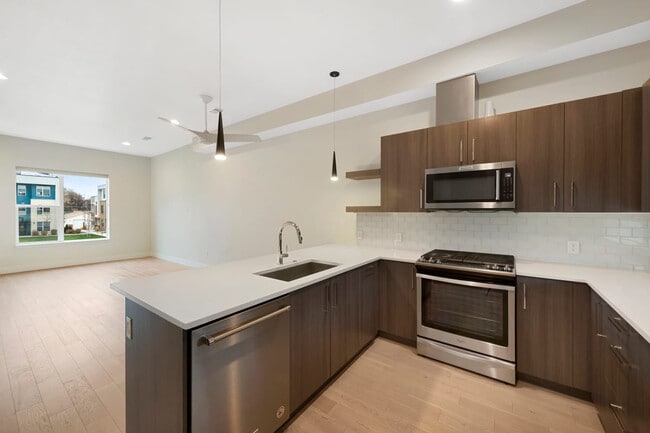 Building Photo - 3048 Wilson Ct