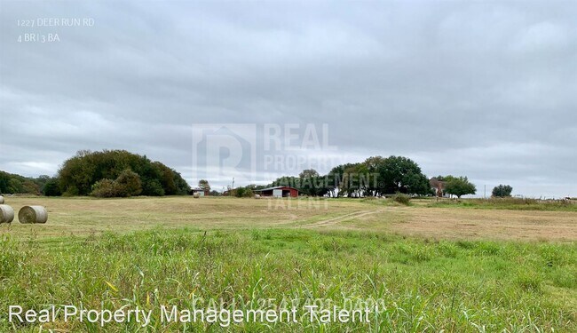 Building Photo - 4 br, 3 bath House - 1227 Deer Run Rd