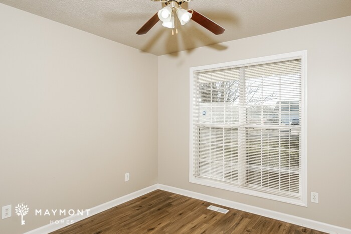 Building Photo - 217 Tanner Point Dr