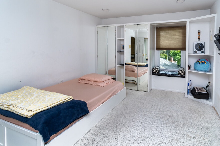 Bedroom 2 - 5 Nottingham Cir