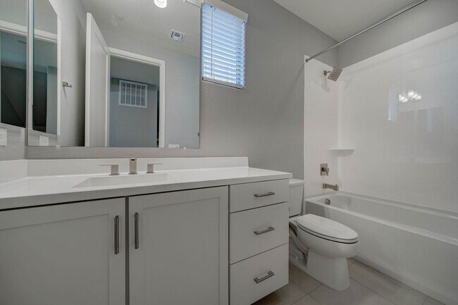 Building Photo - 7439 E Conquistadores Dr