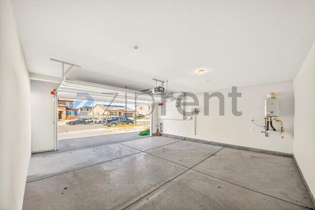 Building Photo - 4364 E Ave J6