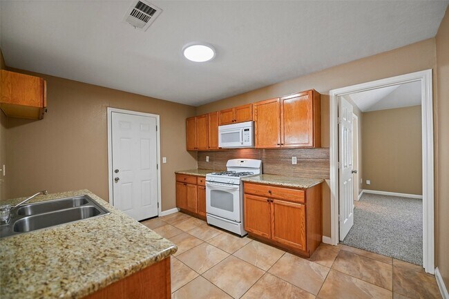 Building Photo - 15431 Bammel Fields Ct