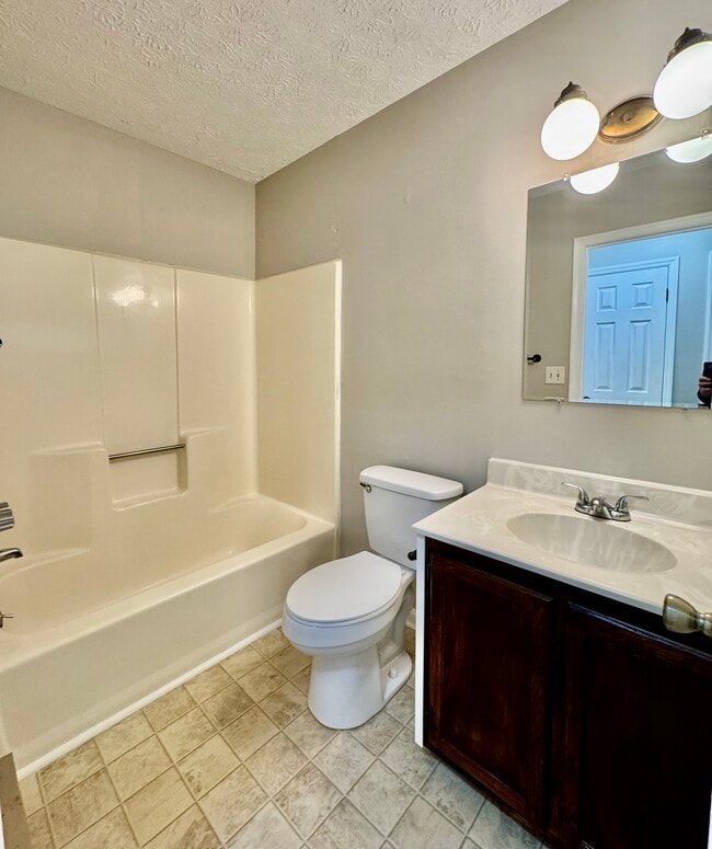 Building Photo - 875 Cambria St NW