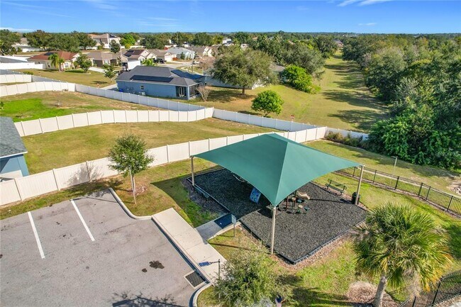 Building Photo - 928 Cambridge Dr