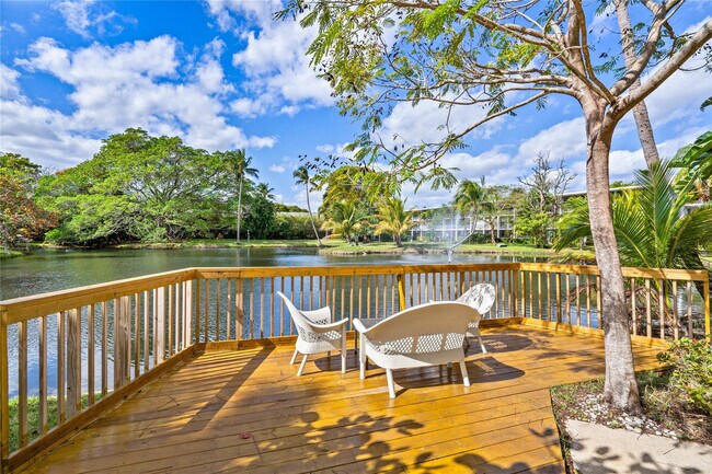 Building Photo - 777 SE 2nd Ave