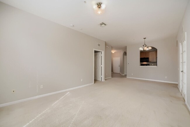 Building Photo - 2484 San Tecla St