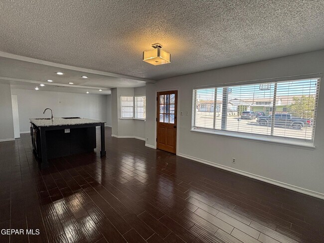 Building Photo - 8079 Disney Dr