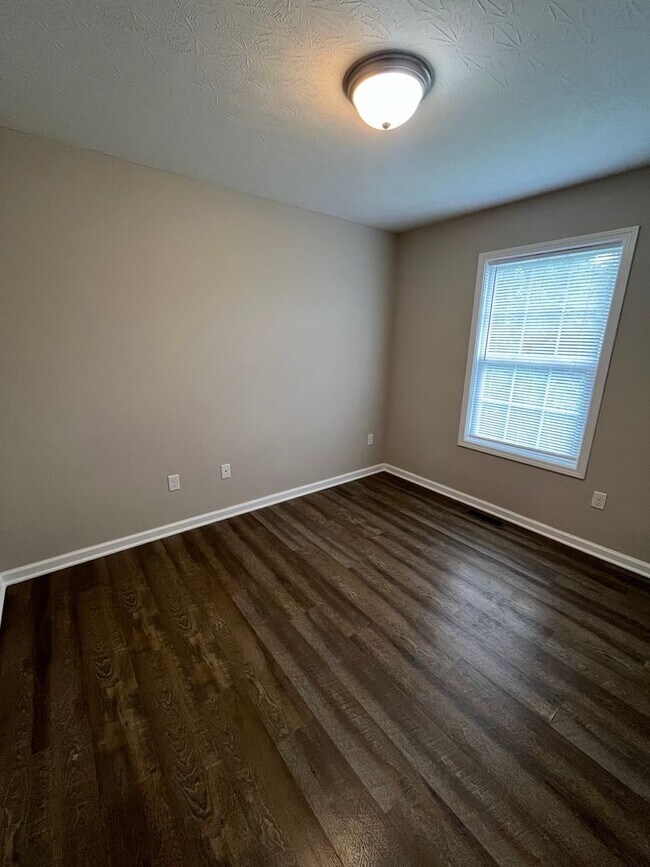 Building Photo - Lower Stone Apartments