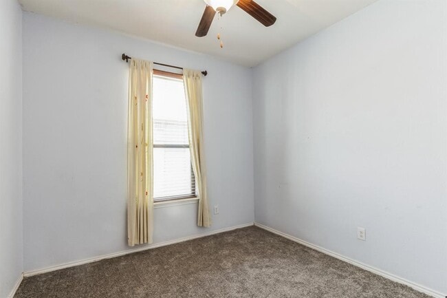 Building Photo - 1029 Brighton Pl