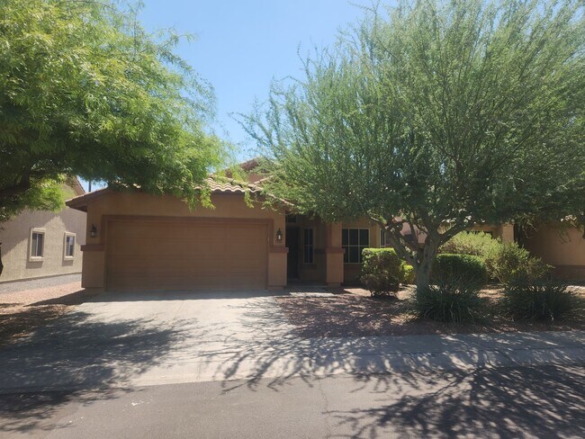 Building Photo - Spacious Home with Mountain views Near Downtown