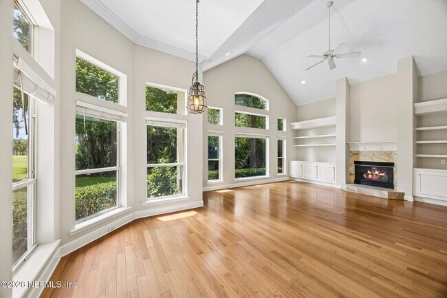 Building Photo - 213 Green Heron Way