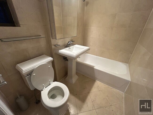 Building Photo - East 18th Street