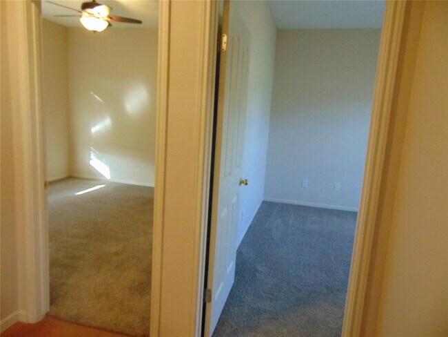 Building Photo - 100A Chestnut Ridge