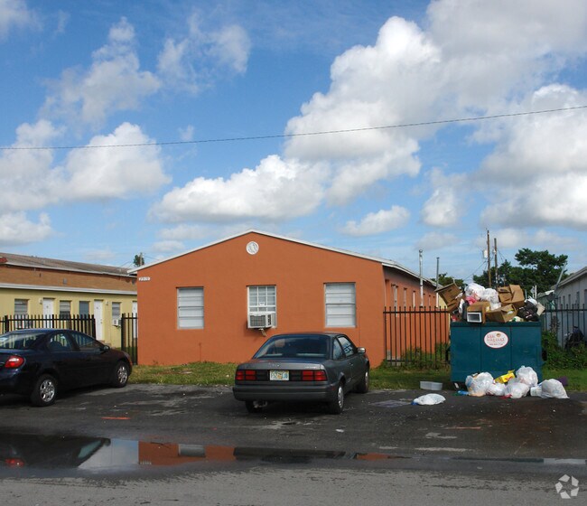 Building Photo - Madison Apartments