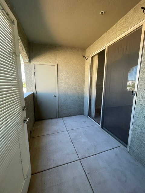 Building Photo - 5303 N 7th St