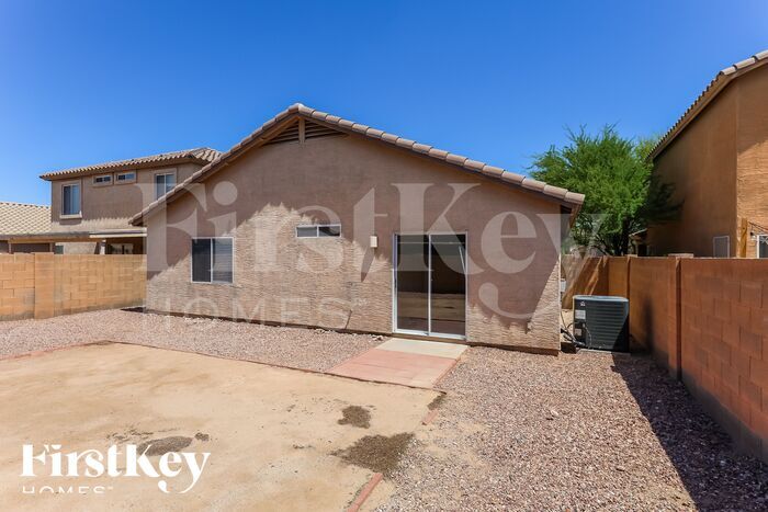 Building Photo - 11597 W Vogel Ave