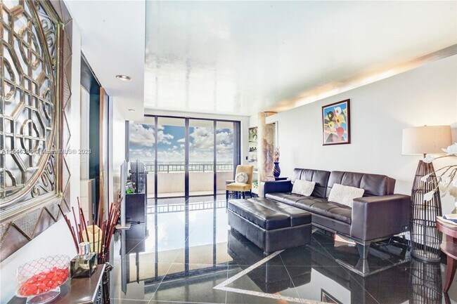 Building Photo - 11113 Biscayne Blvd