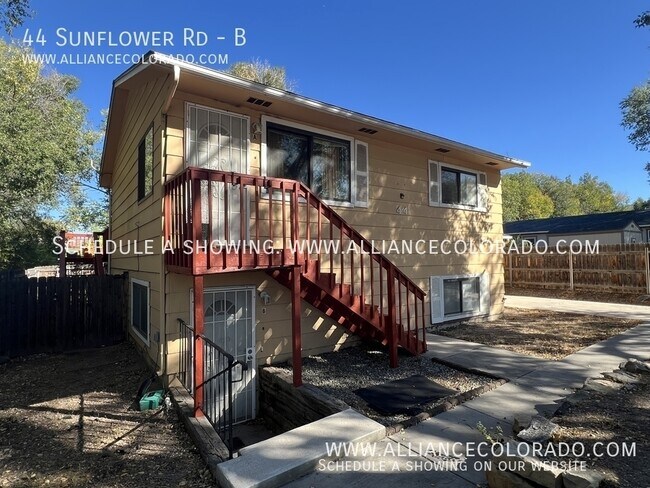 Building Photo - 44 Sunflower Rd