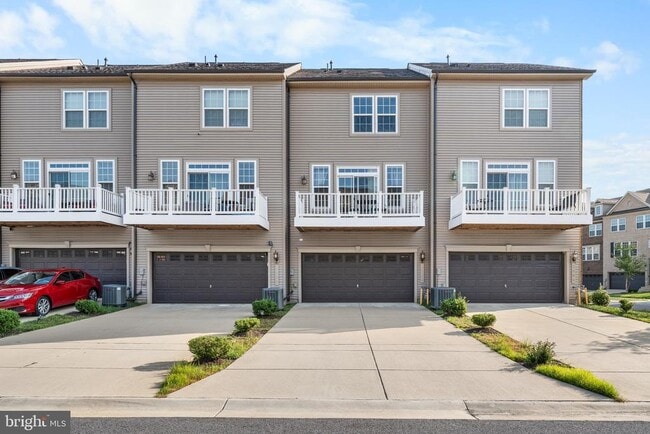 Building Photo - 2962 Chalkstone Pl