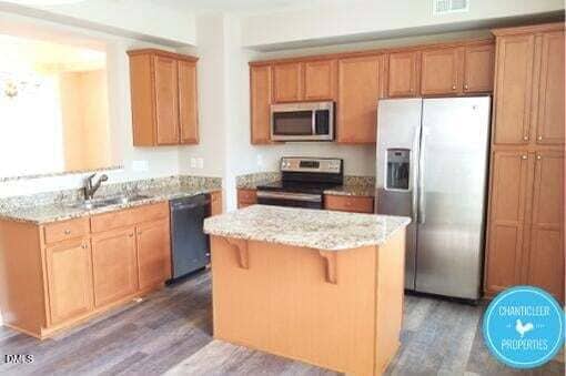 Building Photo - 505 Berry Chase Way